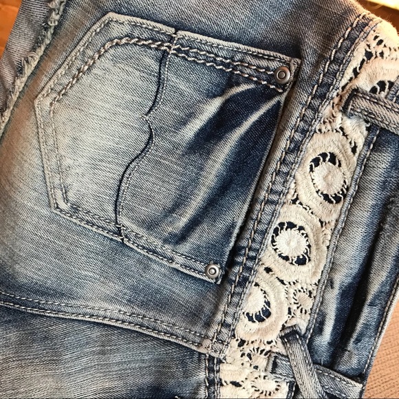 Low Rise Jean Shorts - Picture 5 of 5